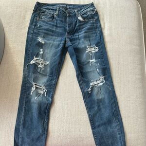 American Eagle Tomboy Distressed Blue Jeans, size 6 regular
